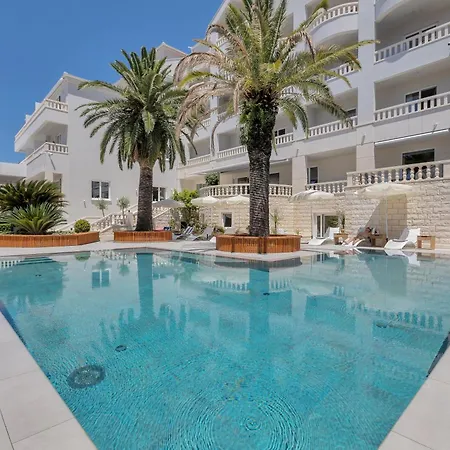 Hotel Laurentum Tucepi