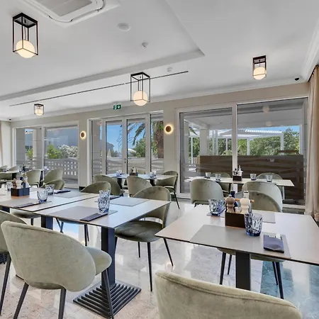 Laurentum Hotel