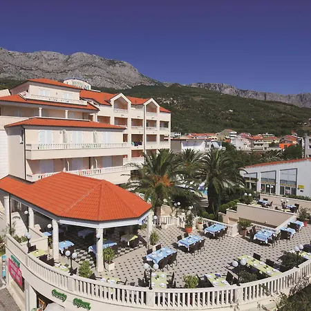Laurentum Hotel